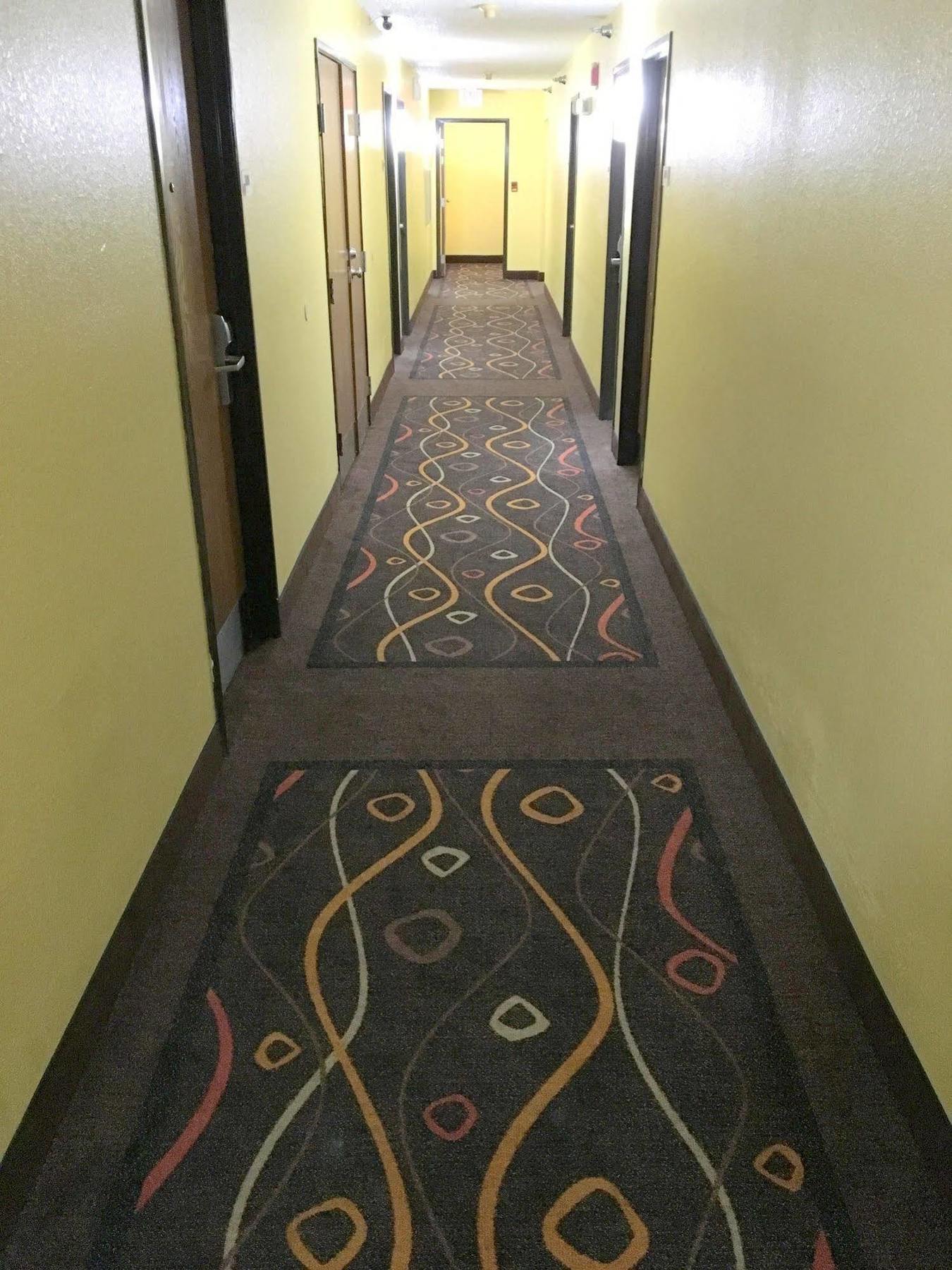 Super 8 By Wyndham Newport News/Jefferson Ave. Hotel Exterior photo